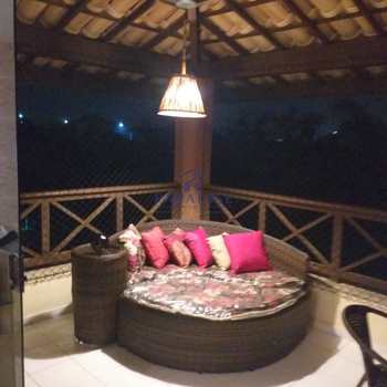 Apartamento em Camaçari, bairro Guarajuba