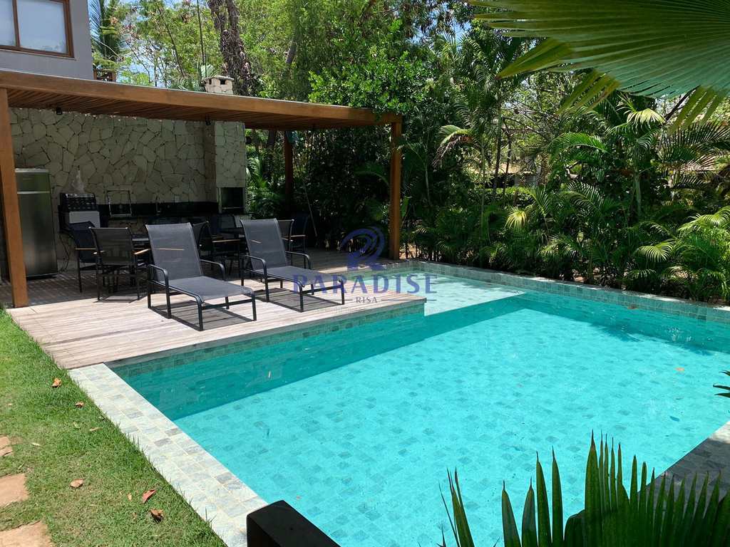 Apartamento em Mata de São João, no bairro Praia do Forte