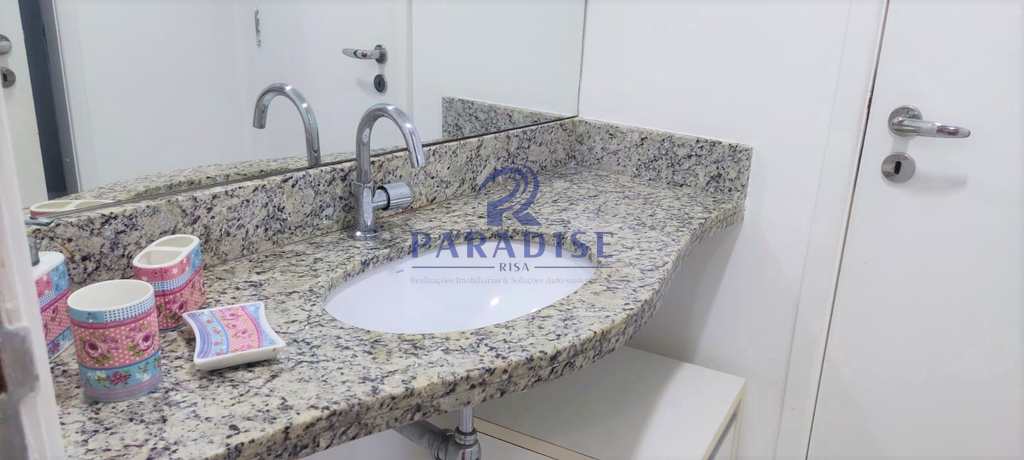 Apartamento em Camaçari, no bairro Guarajuba