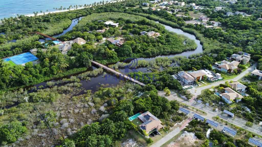 Terreno em Mata de São João, no bairro Praia do Forte