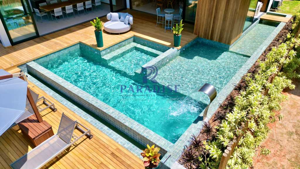 Casa em Camaçari, no bairro Guarajuba (Monte Gordo)