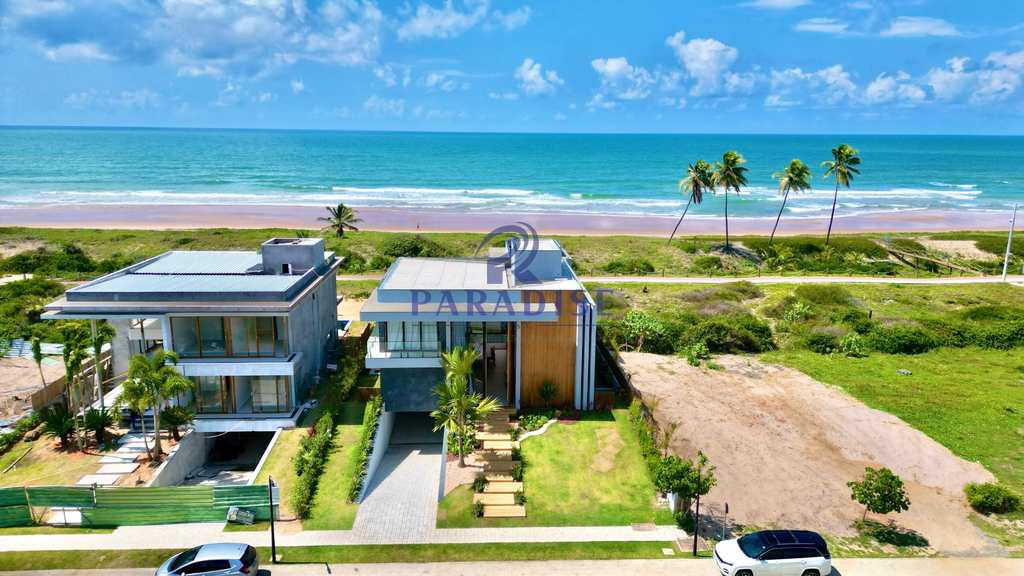 Casa em Camaçari, no bairro Guarajuba (Monte Gordo)