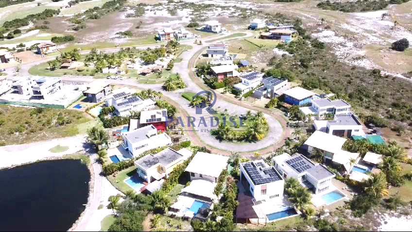 Casa em Mata de São João, no bairro Praia do Forte