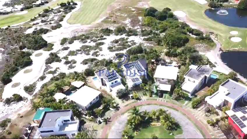 Casa em Mata de São João, no bairro Praia do Forte
