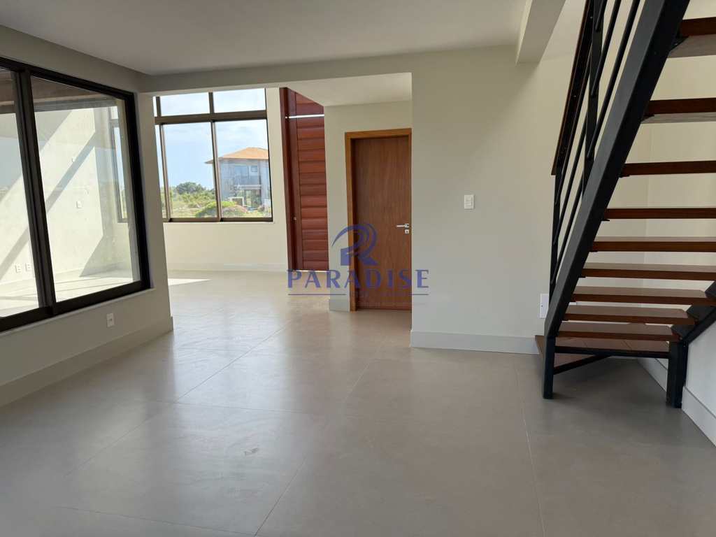 Casa em Mata de São João, no bairro Praia do Forte