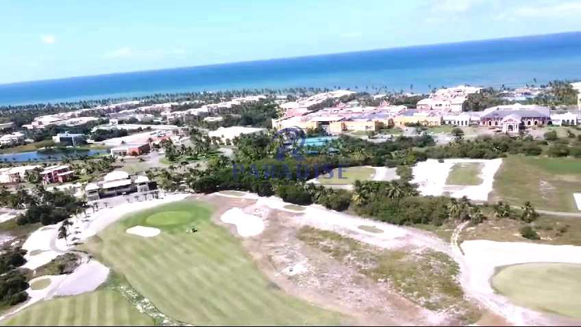 Casa em Mata de São João, no bairro Praia do Forte