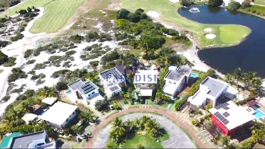 Casa em Mata de São João, no bairro Praia do Forte