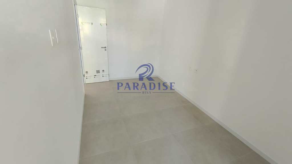 Apartamento em Camaçari, no bairro Guarajuba