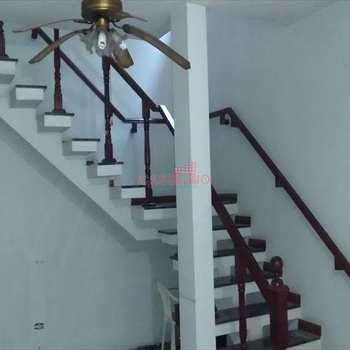 Sobrado em Cubatão, bairro Vila Ponte Nova