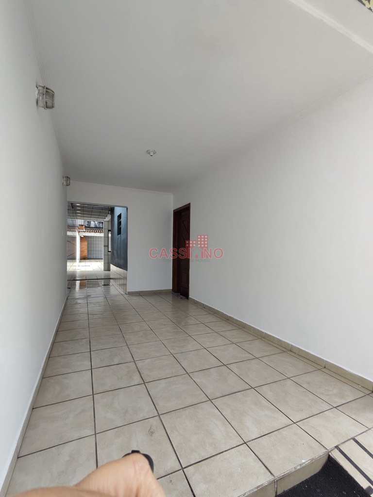 Sobrado em Cubatão, no bairro Vila Nova