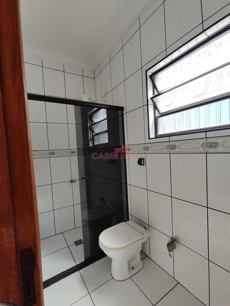 Sobrado em Cubatão, no bairro Vila Nova