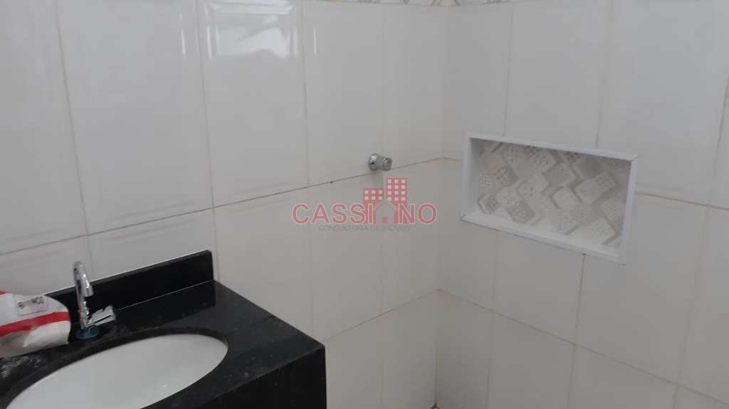 Casa em Peruíbe, no bairro São João Batista II