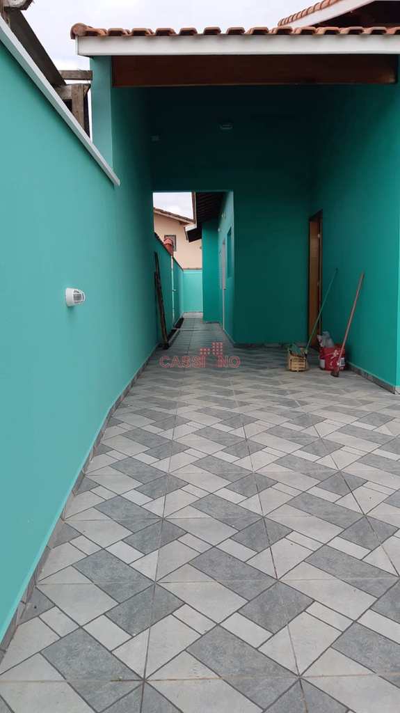 Casa em Peruíbe, no bairro São João Batista II