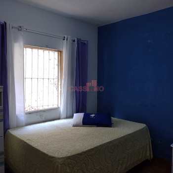 Apartamento em Cubatão, bairro Vila Nova