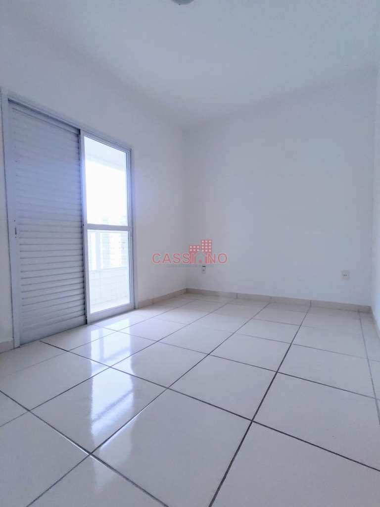 Apartamento em Praia Grande, no bairro Canto do Forte