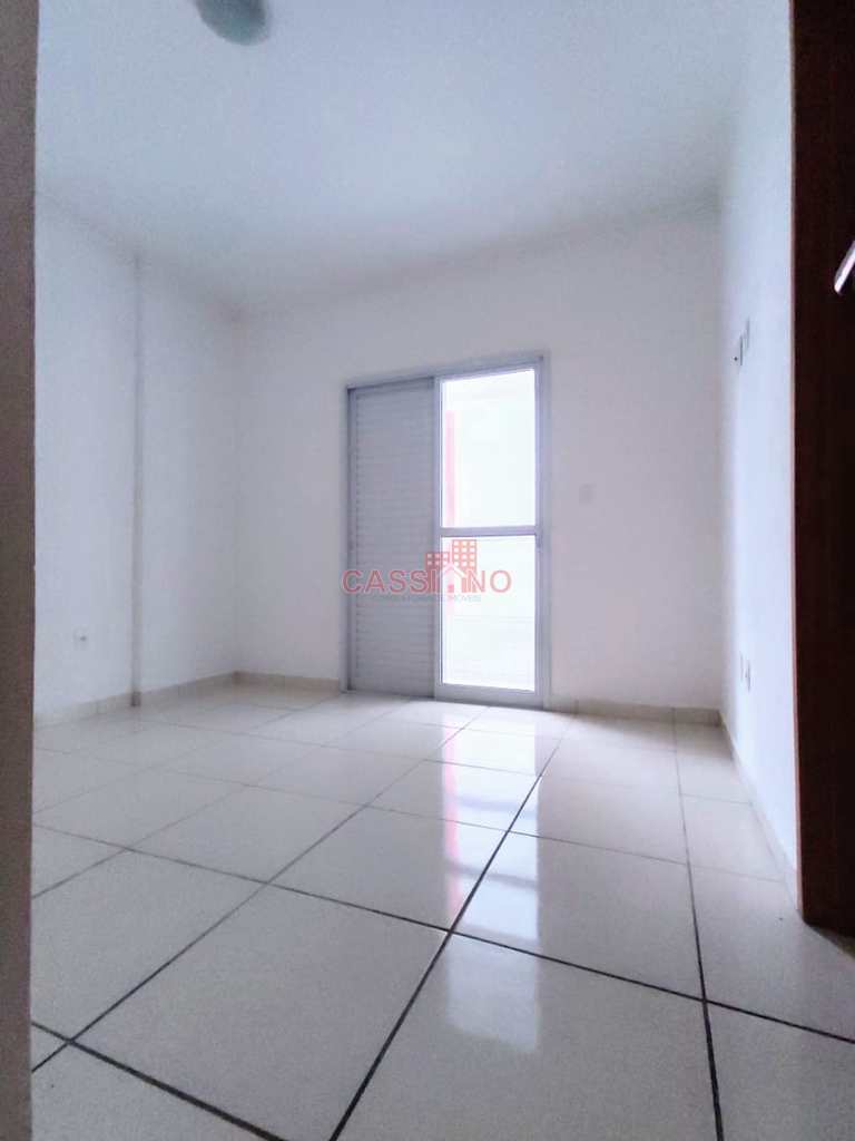 Apartamento em Praia Grande, no bairro Canto do Forte