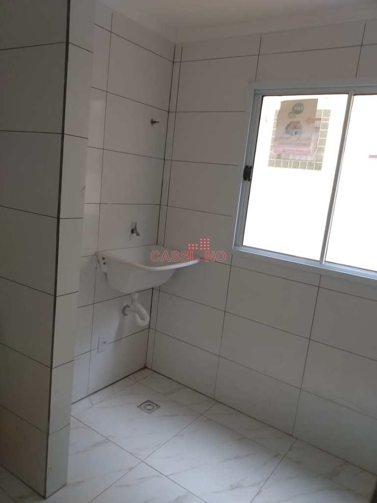 Apartamento em Cubatão, no bairro Jardim Casqueiro