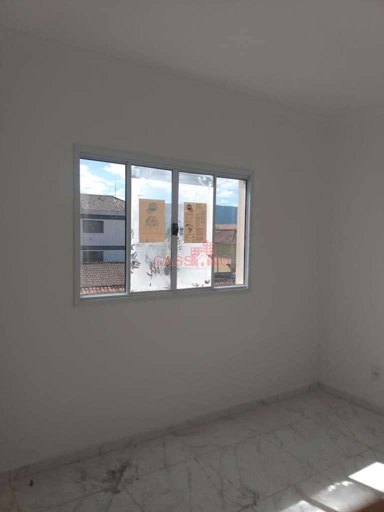 Apartamento em Cubatão, no bairro Jardim Casqueiro