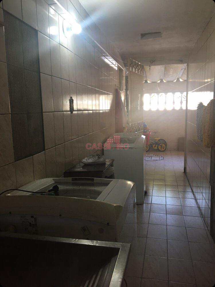 Casa em Cubatão, no bairro Jardim Costa E Silva