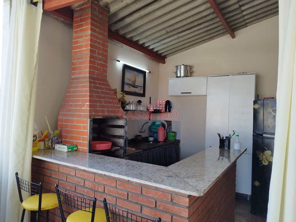 Casa em Cubatão, no bairro Vila São José