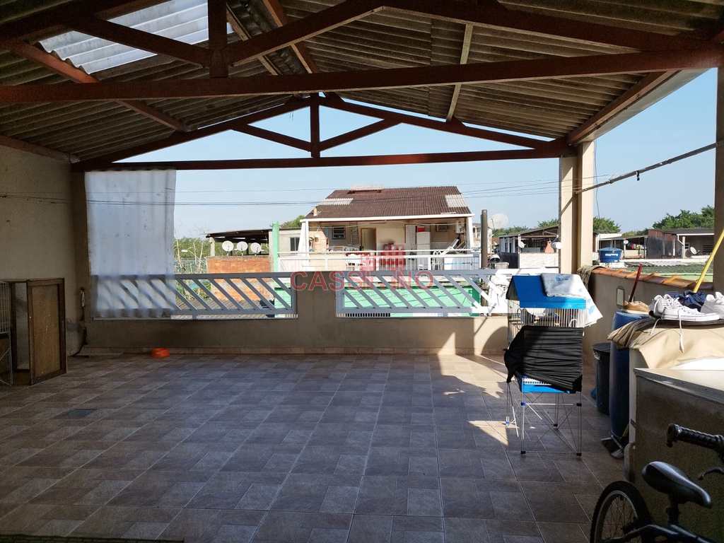 Casa em Cubatão, no bairro Vila São José