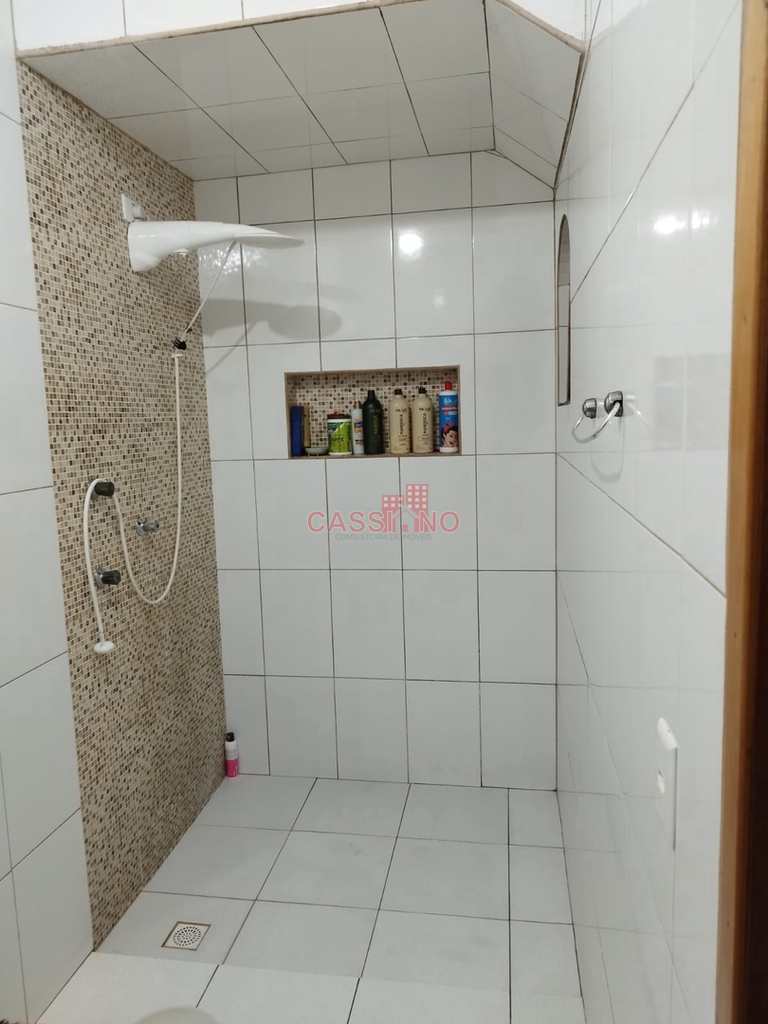 Casa em Cubatão, no bairro Vila São José