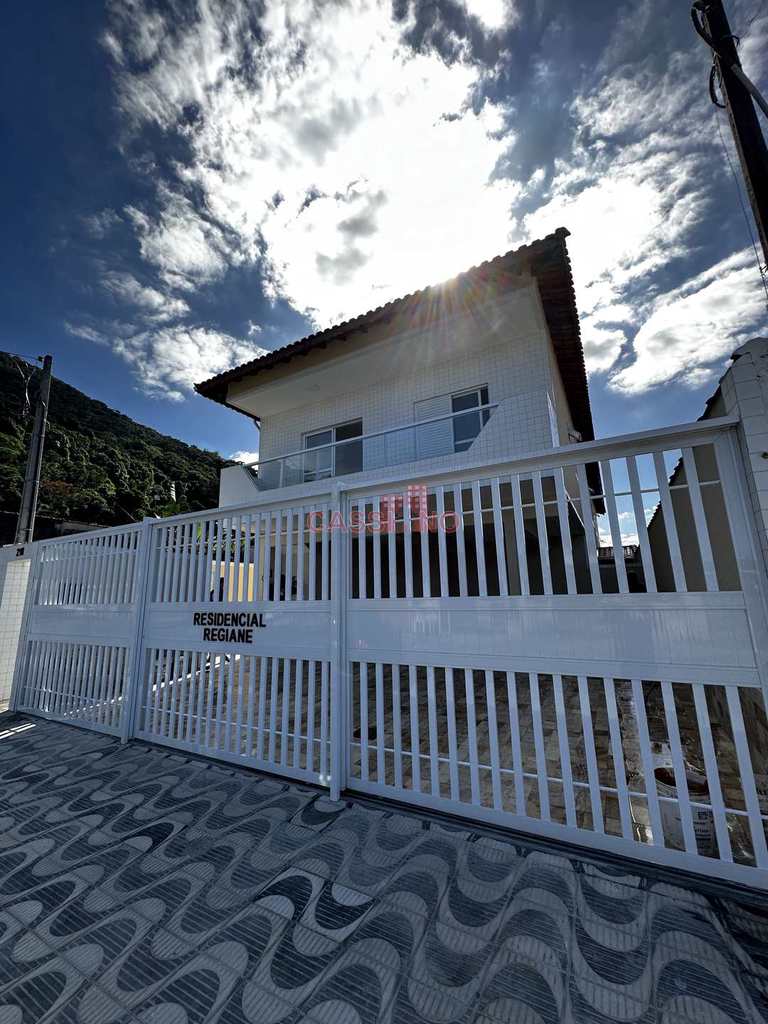 Casa em Praia Grande, no bairro Cidade da Criança