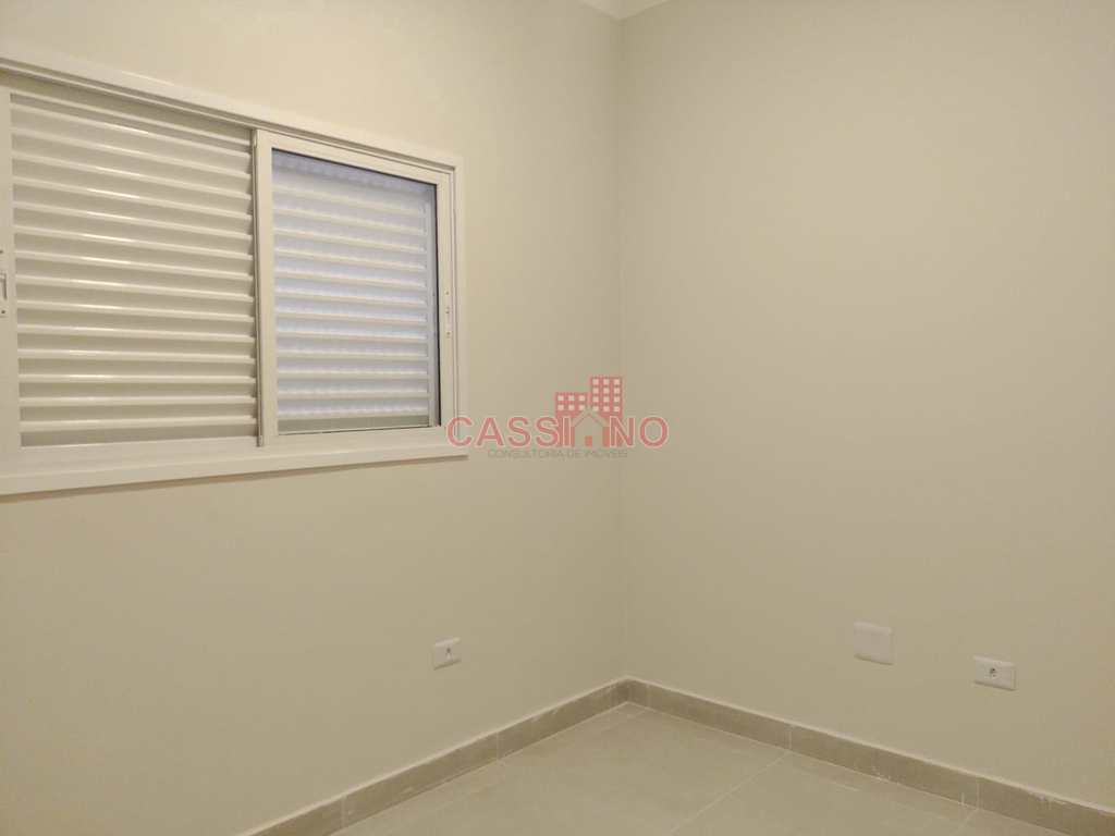 Casa em Cubatão, no bairro Vila Nova