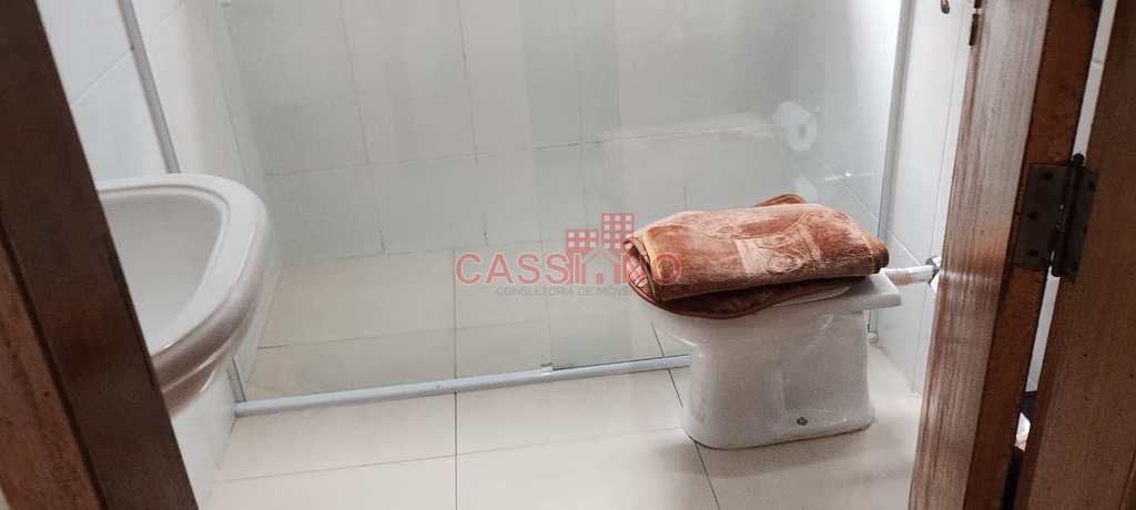 Casa em Cubatão, no bairro Vale Verde