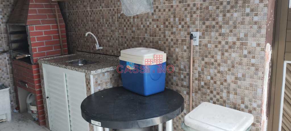 Sobrado em Cubatão, no bairro Vale Verde