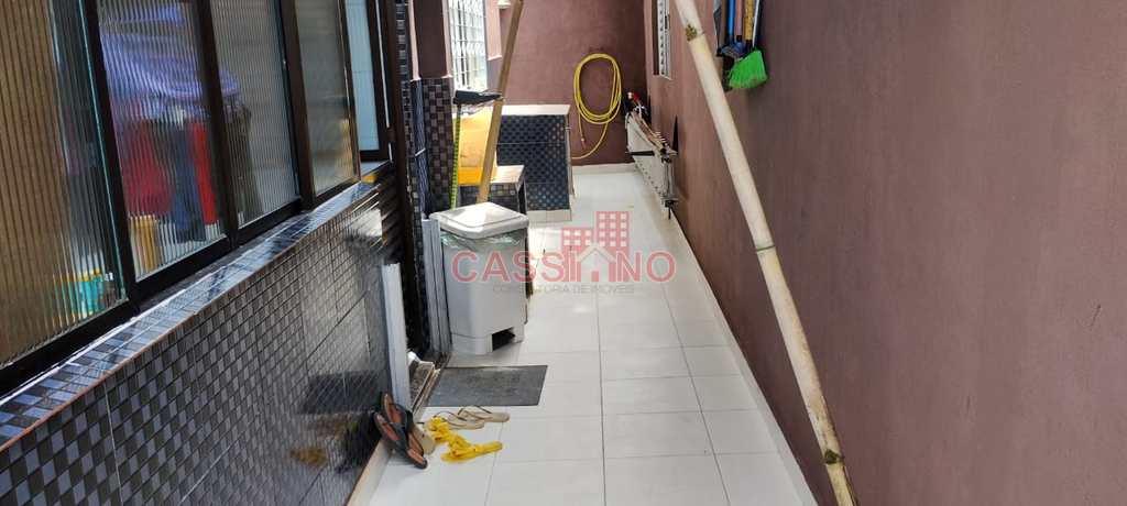 Sobrado em Cubatão, no bairro Vale Verde