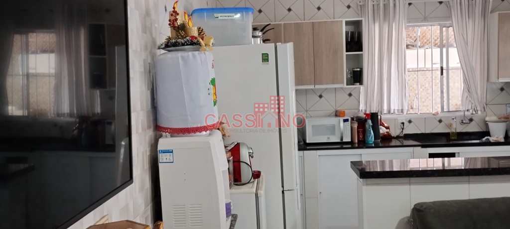 Sobrado em Cubatão, no bairro Vale Verde