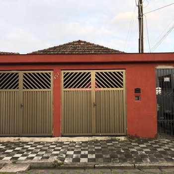 Casa em Cubatão, bairro Vila Nova