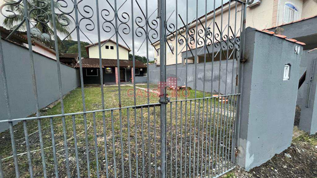 Casa em Cubatão, no bairro Vale Verde
