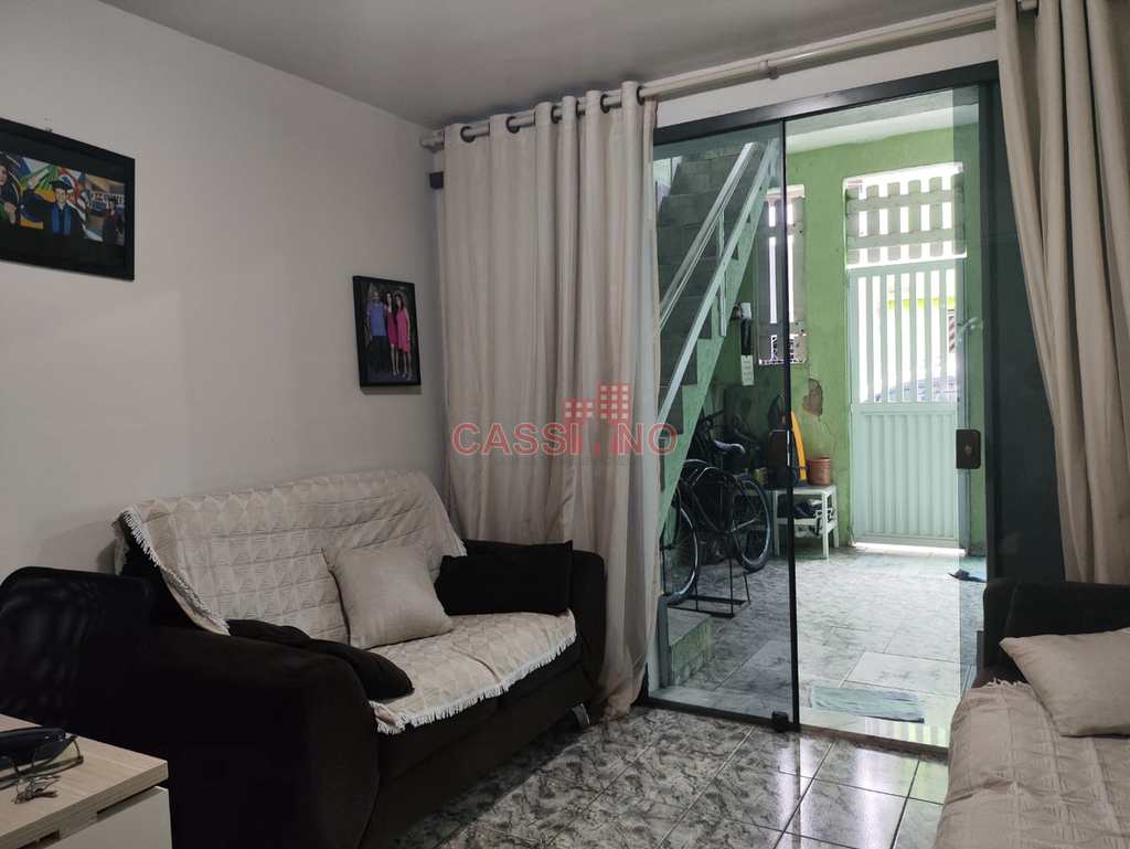Casa em Cubatão, no bairro Vila São José