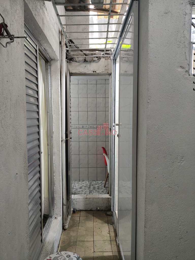 Casa em Cubatão, no bairro Vila São José