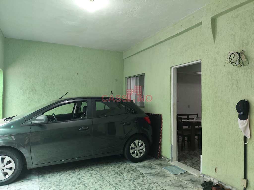 Casa em Cubatão, no bairro Vila São José