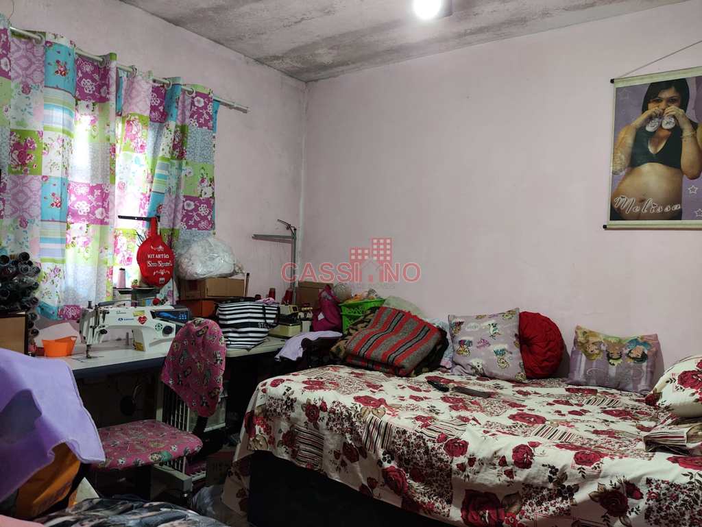 Casa em Cubatão, no bairro Padre Manoel da Nóbrega