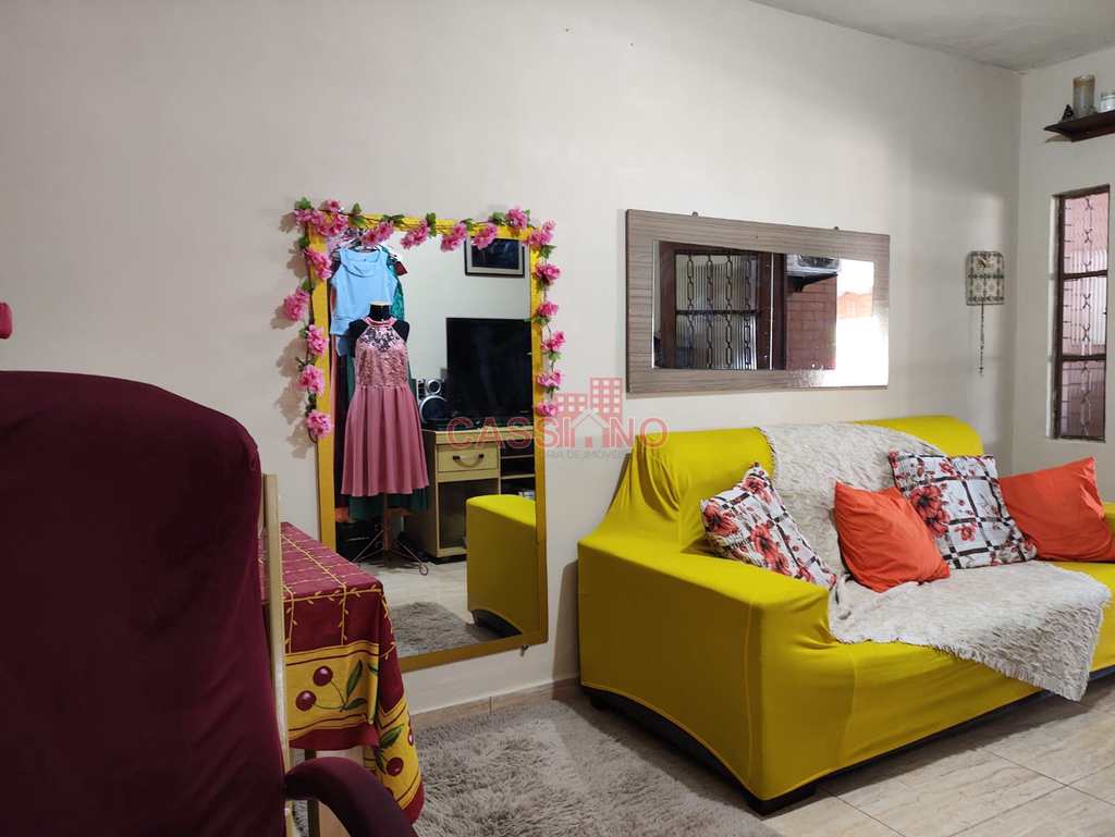 Casa em Cubatão, no bairro Padre Manoel da Nóbrega