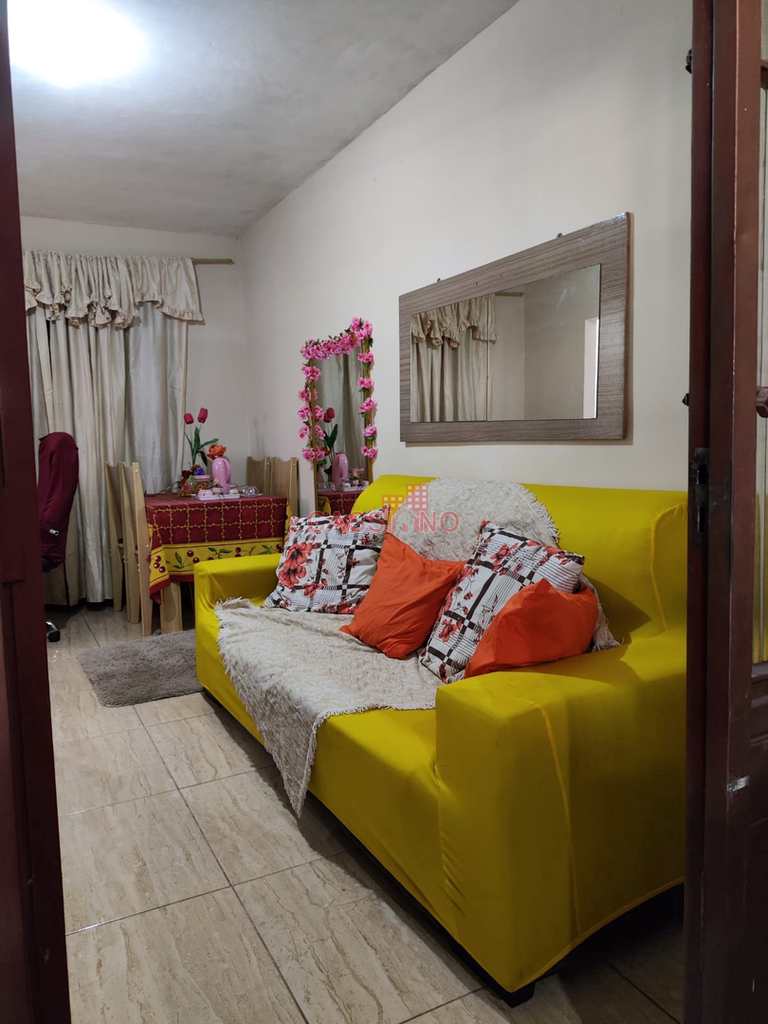 Casa em Cubatão, no bairro Padre Manoel da Nóbrega