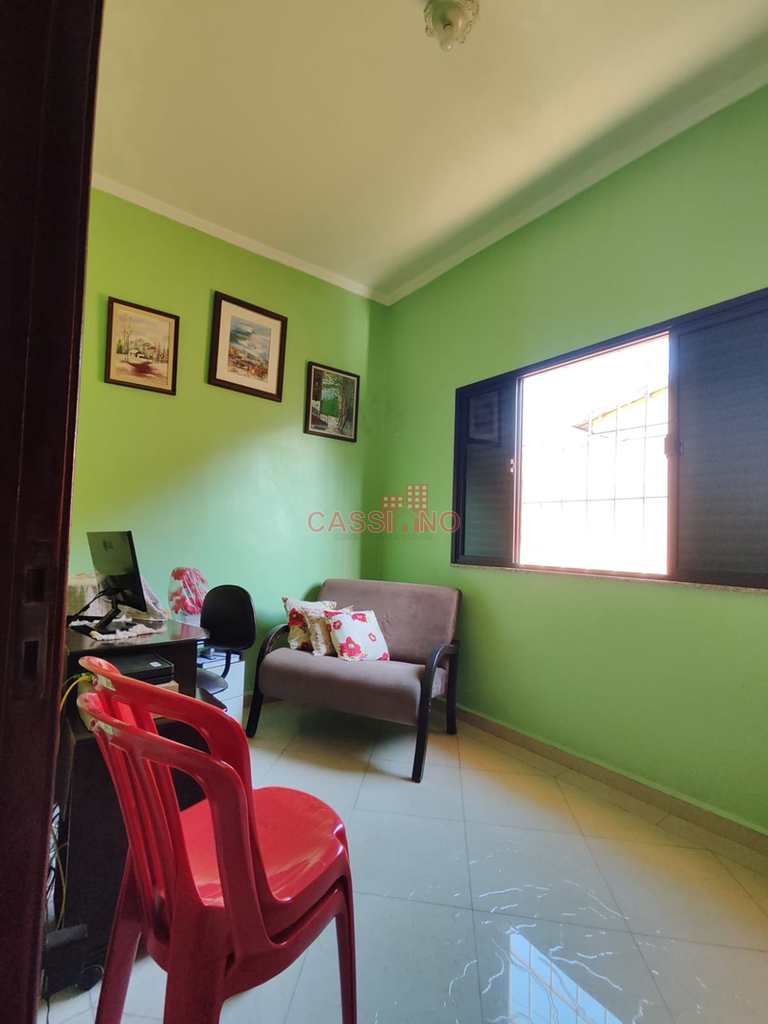 Casa em Cubatão, no bairro Vila Nova