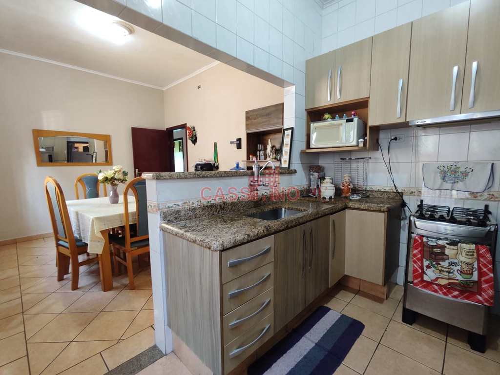 Casa em Cubatão, no bairro Vila Nova