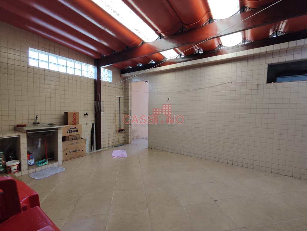 Casa em Cubatão, no bairro Vila Nova