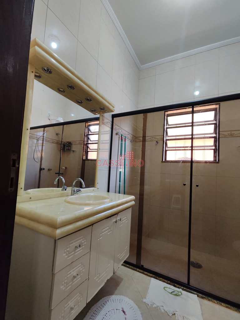 Casa em Cubatão, no bairro Vila Nova