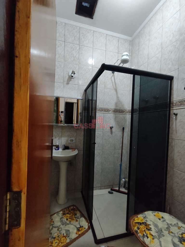 Casa em Cubatão, no bairro Vila Nova