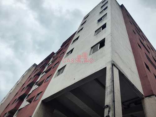 Apartamento, código 2959 em Cubatão, bairro Jardim São Francisco