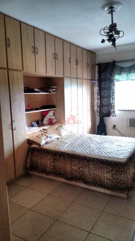 Sobrado em Cubatão, no bairro Parque São Luis