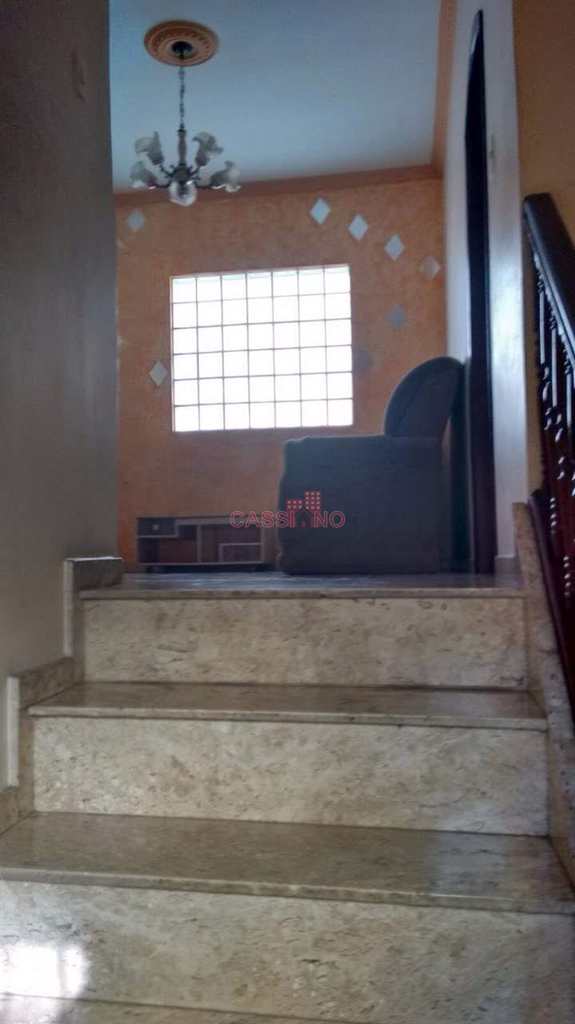 Sobrado em Cubatão, no bairro Parque São Luis