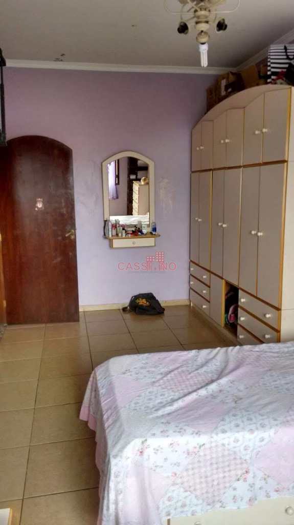 Sobrado em Cubatão, no bairro Parque São Luis