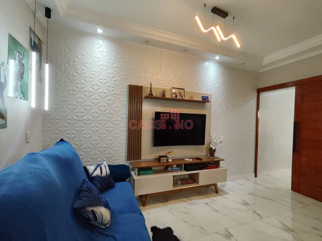 Casa em Cubatão, no bairro Vila Nova